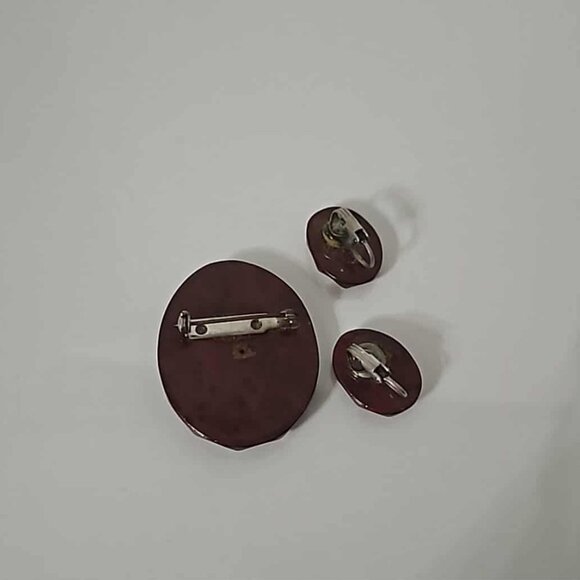 Vintage  Art Nouveau Earth Mother Cameo Pin & Clip Earrings - Picture 3 of 4